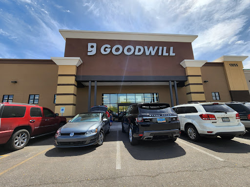Thrift Store «Thunderbird & Dysart Goodwill Retail Store & Donation Center», reviews and photos, 13055 W Thunderbird Rd, El Mirage, AZ 85335, USA