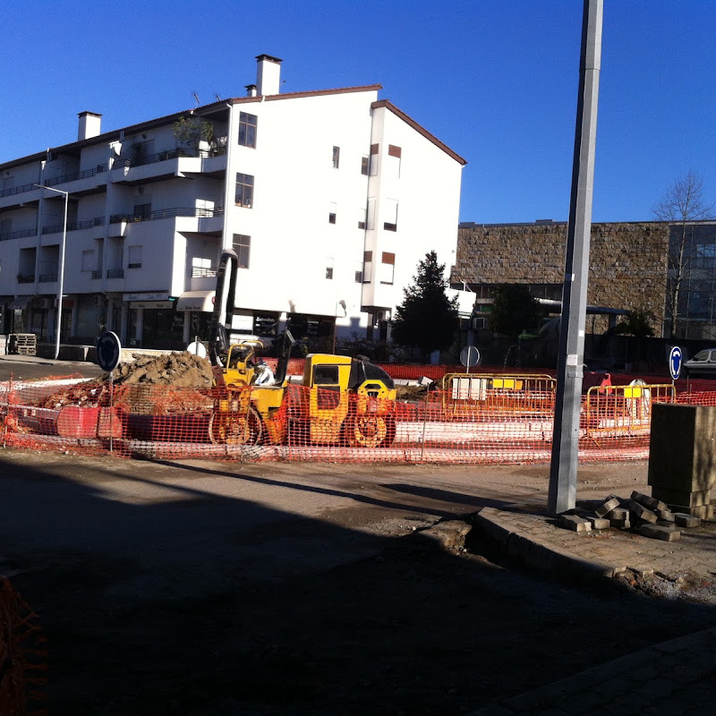 Ponte de Lima School Cluster