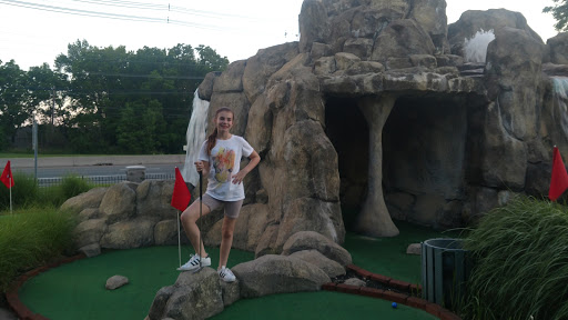 Golf Course «Fox Meadow Golf Center», reviews and photos, 2880 NJ-73, Maple Shade Township, NJ 08052, USA