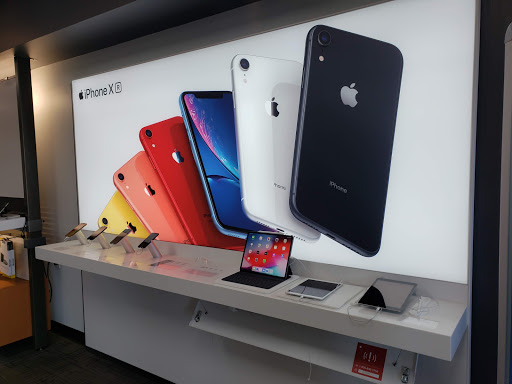 Cell Phone Store «AT&T», reviews and photos, 7724 E US Hwy 36, Avon, IN 46123, USA