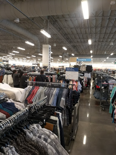 Department Store «Nordstrom Rack Lakewood Center», reviews and photos, 4651 Silva St, Lakewood, CA 90712, USA