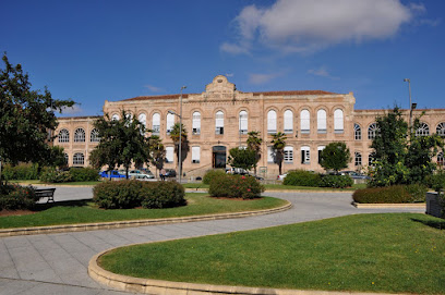 Información y opiniones sobre Hospital General de la Santísima Trinidad de Salamanca