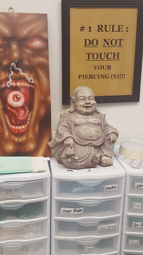 Tattoo Shop «Pain For Sale Tattooing», reviews and photos, 865 28th St SE, Grand Rapids, MI 49507, USA