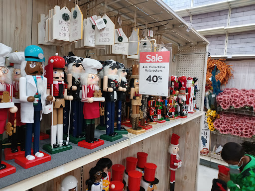 Craft Store «Michaels», reviews and photos, 340 Crossroads Blvd, Cary, NC 27511, USA