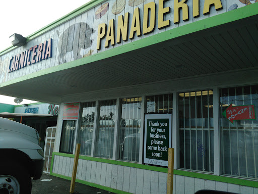 Candelario Market, 580 E La Verne Ave, Pomona, CA 91767, USA, 