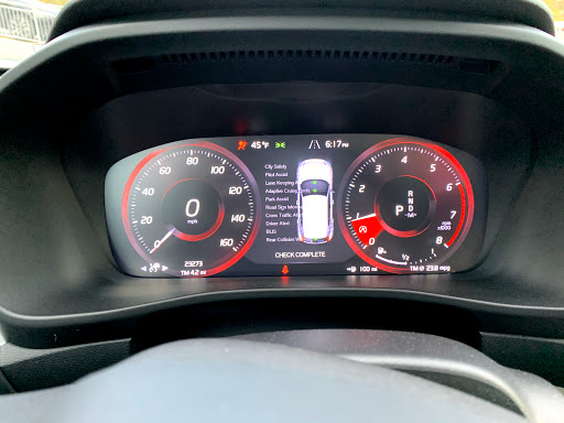 Volvo Dealer «The Autobarn Volvo Cars of Oak Park», reviews and photos, 1140 Garfield St, Oak Park, IL 60304, USA