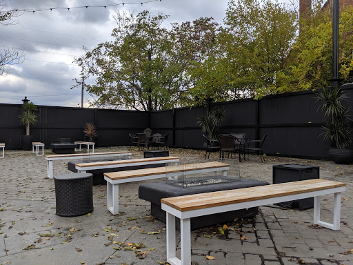 Live Music Venue «District Square», reviews and photos, 139 S Edwards St, Kalamazoo, MI 49007, USA