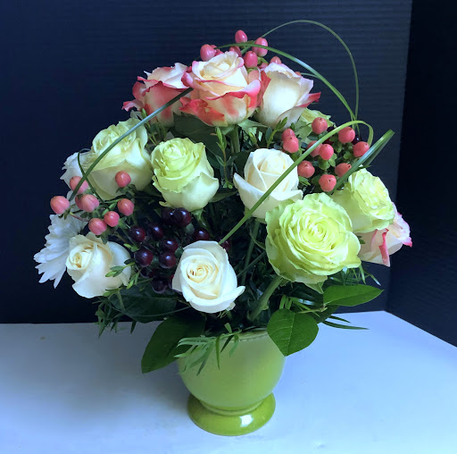 Florist «East Meets West Flowers», reviews and photos, 17 Brookfield Pl, Pleasantville, NY 10570, USA