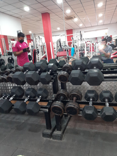Centro deportivo OZONO en Fuente Álamo de Murcia, Murcia