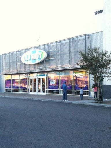 Old Navy image