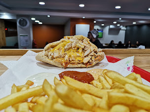 Photo n°55 de L'oasis Chicken Chika à Saint-Étienne ()