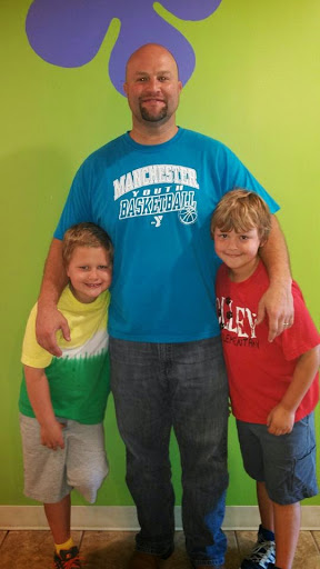 Donut Shop «Peace, Love and Little Donuts», reviews and photos, 2378 Locust St S, Canal Fulton, OH 44614, USA