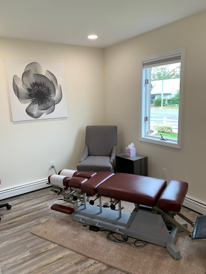 Healthy Spine Chiropractic P.C. : Dr. Lauren Kronowitz