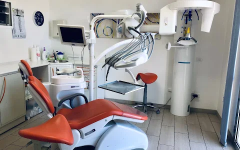 Centro Odontoiatrico Dott. Francesco Gaglio S.a.s. image
