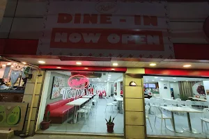 Rodic's Diner image