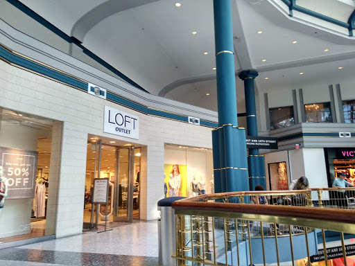 Shopping Mall «The Shops at Liberty Place», reviews and photos, 1625 Chestnut St, Philadelphia, PA 19103, USA