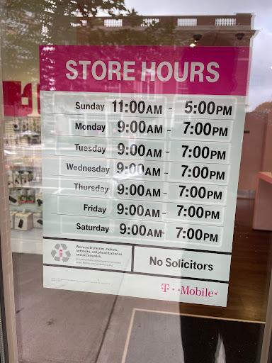Cell Phone Store «T-Mobile», reviews and photos, 1205 Hancock St, Quincy, MA 02169, USA