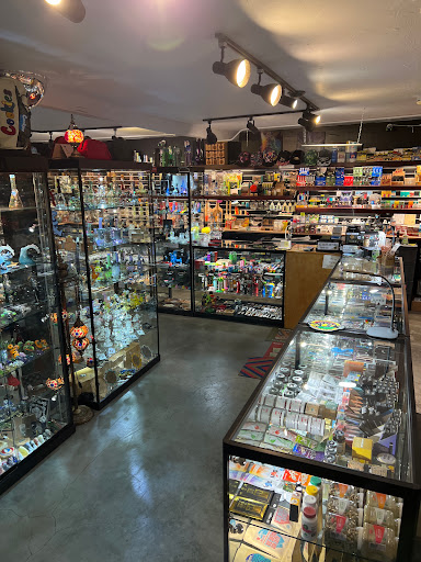 Tobacco Shop «Peacepipe Smoke Shop», reviews and photos, 622 Santa Rosa Ave, Santa Rosa, CA 95404, USA