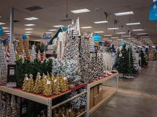 Home Goods Store «At Home», reviews and photos, 642 S Walnut Ave, New Braunfels, TX 78130, USA