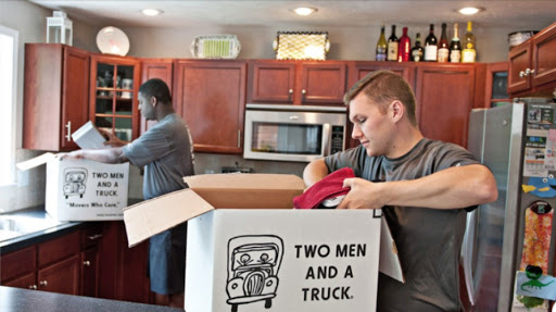 Moving and Storage Service «Two Men and a Truck», reviews and photos, 16308 107th Ave #2, Orland Park, IL 60467, USA