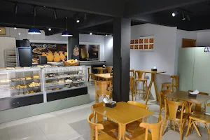 Doce Café - Padaria e Cafeteria image