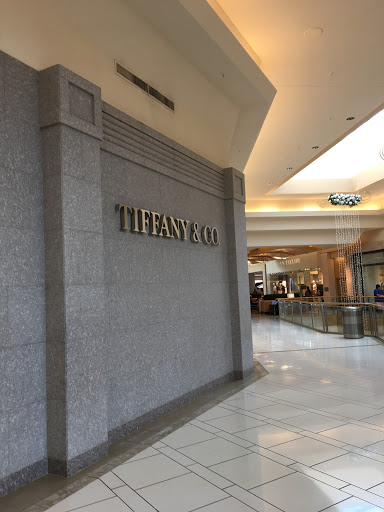 Jewelry Store «Tiffany & Co.», reviews and photos, 2223 N Westshore Blvd, Tampa, FL 33607, USA