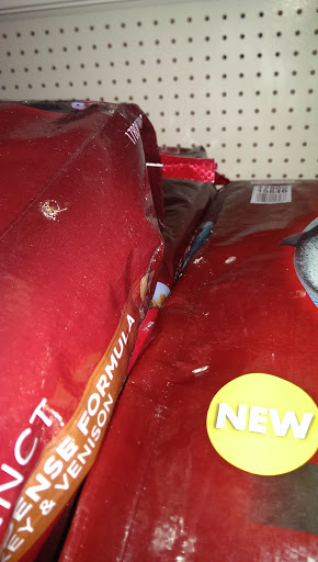 Pet Supply Store «PetSmart», reviews and photos, 4601 Outer Loop, Louisville, KY 40219, USA