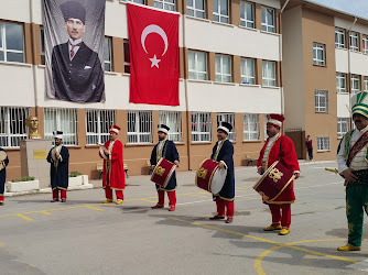 Ahmet Bahadır İlhan Ortaokulu