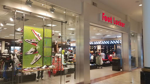 Shopping Mall «Crabtree Valley Mall», reviews and photos, 4325 Glenwood Ave, Raleigh, NC 27612, USA