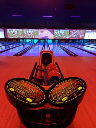 Bowling Alley «AMF Sayville Lanes», reviews and photos, 5660 Sunrise Hwy, Sayville, NY 11782, USA