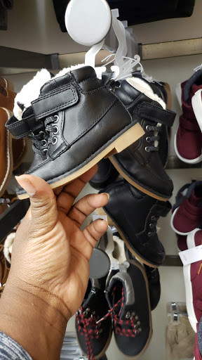 Clothing Store «Old Navy», reviews and photos, 2 Meadow Cir Dr, Lake St Louis, MO 63367, USA