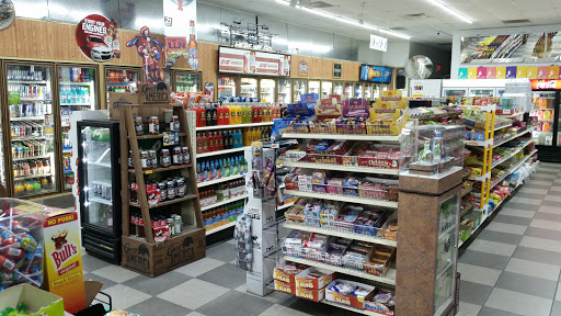 Liquor Store «One Stop Food & Liquor», reviews and photos, 701 N Neil St, Champaign, IL 61820, USA