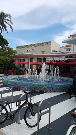 Movie Theater «Regal Cinemas South Beach 18 & IMAX», reviews and photos, 1120 Lincoln Rd, Miami Beach, FL 33139, USA