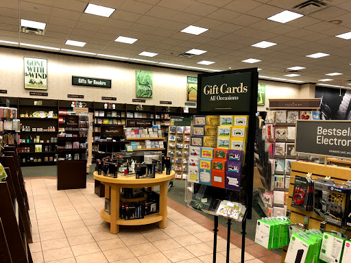 Book Store «Barnes & Noble», reviews and photos, 14790 Greyhound Plaza, Carmel, IN 46032, USA