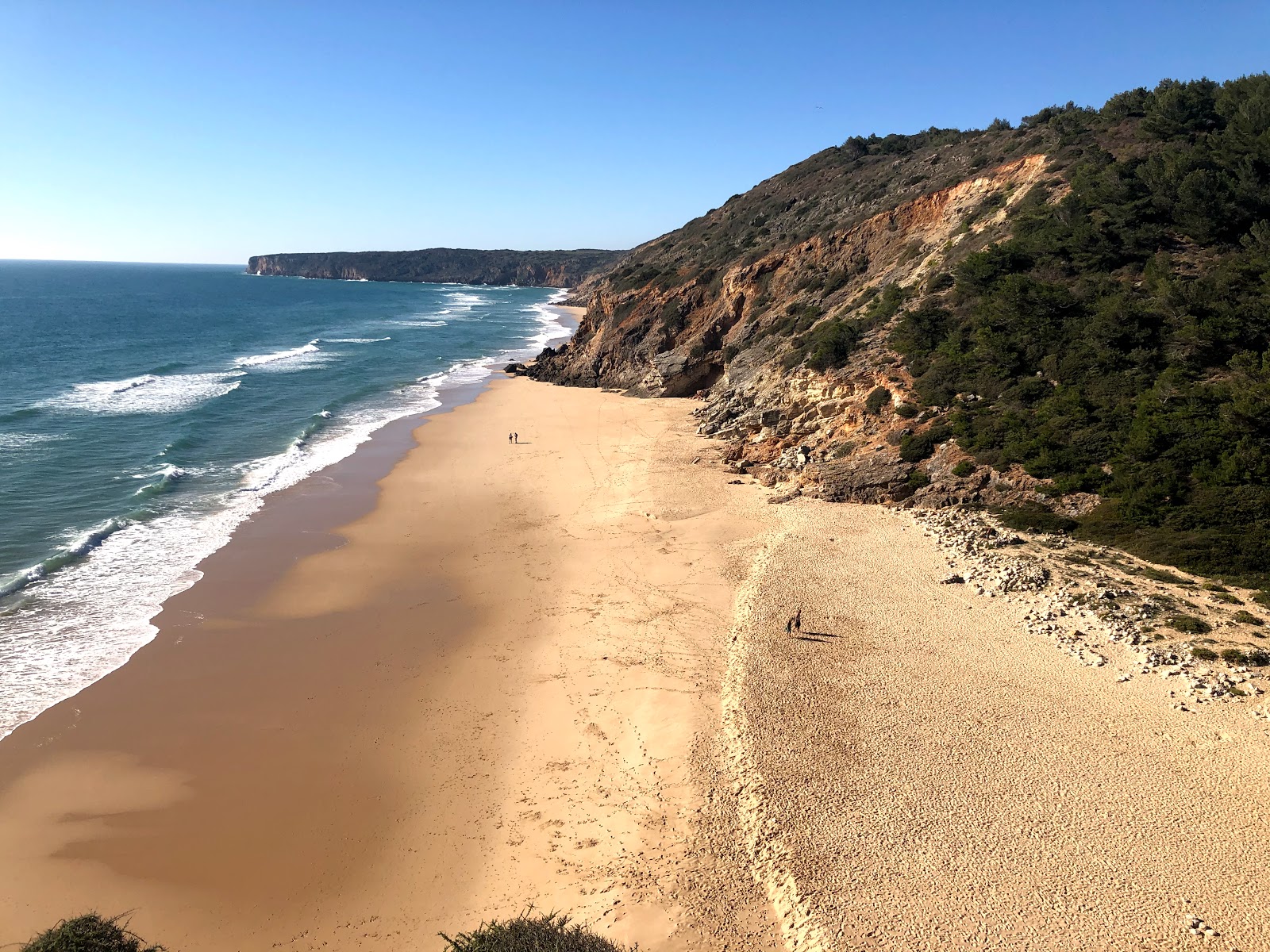 Zdjęcie Praia da Figueira i jego piękne krajobrazy