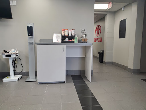 Car Dealer «Butler Toyota», reviews and photos, 9419 N Aronson Rd, Indianapolis, IN 46240, USA
