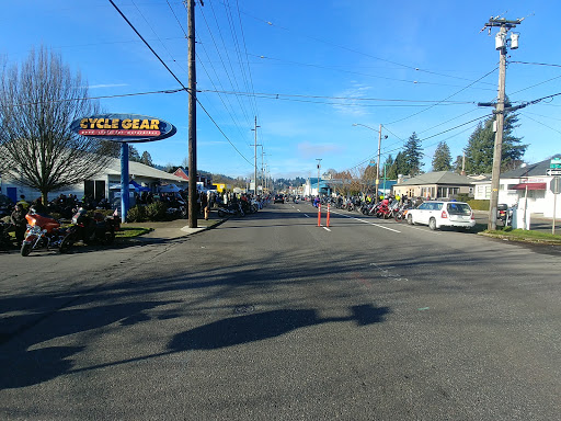 Motorcycle Parts Store «Cycle Gear», reviews and photos, 8930 SE Stark St, Portland, OR 97216, USA