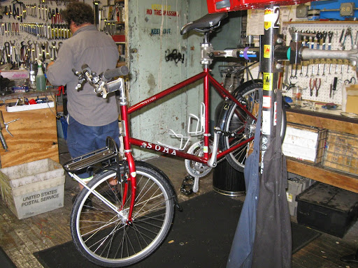 Bicycle Repair Shop «Ciclo Urbano Bike Shop, part of West Town Bikes», reviews and photos, 2459 W Division St, Chicago, IL 60622, USA