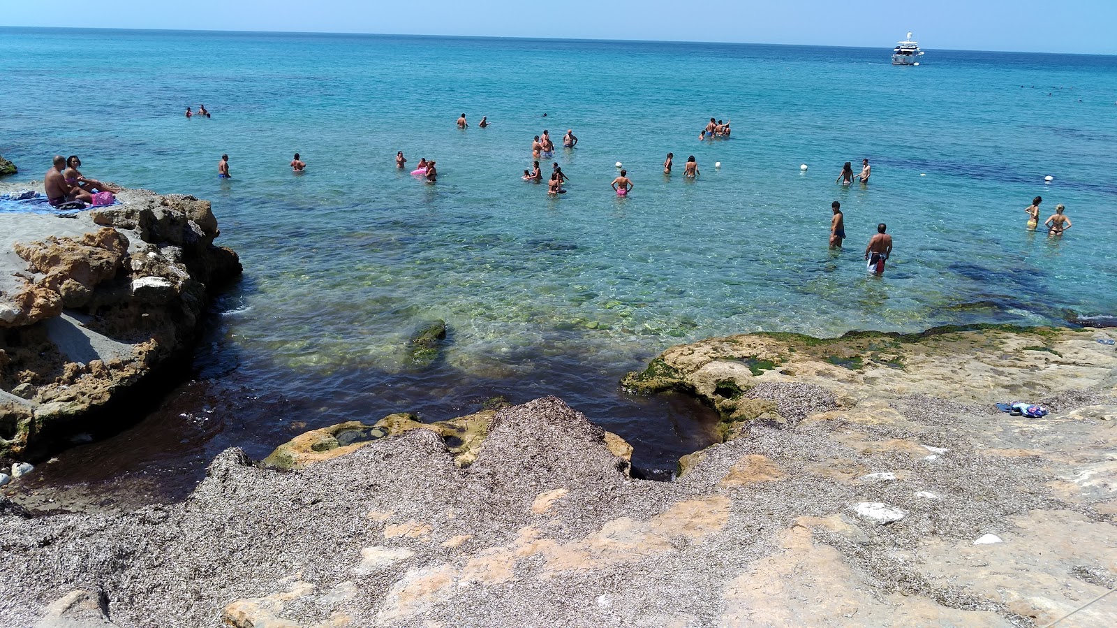 Bay of Cornino'in fotoğrafı ve güzel manzarası