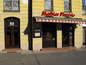 Mathias Pizzéria Söröző Pub