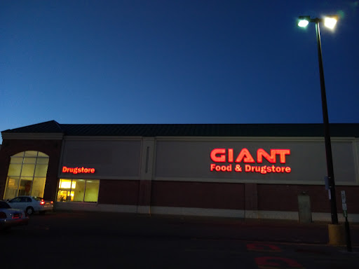 Grocery Store «Giant Food Stores», reviews and photos, 1600 Nay Aug Ave, Scranton, PA 18509, USA