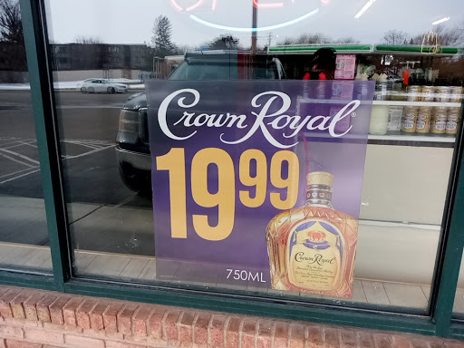 Liquor Store «Cedar Liquor», reviews and photos, 1800 E Old Shakopee Rd, Bloomington, MN 55425, USA