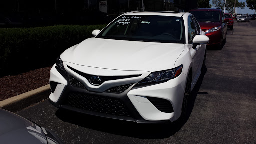 Car Dealer «Don Jacobs Toyota», reviews and photos, 5727 S 27th St, Milwaukee, WI 53221, USA