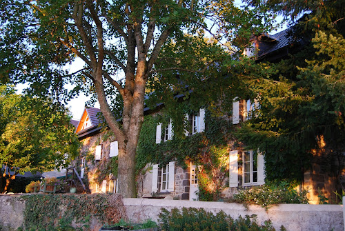 la maison de famille de grandval à Châteauneuf-les-Bains