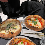 Photo n°3 de l'avis de F.r fait le 24/12/2023 à 11:24 sur le  Pizzeria Vincenzo Capuano à Naples