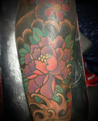 Tattoo Shop «BREW CITY TATTOO», reviews and photos, 4637 S 108th St, Milwaukee, WI 53228, USA