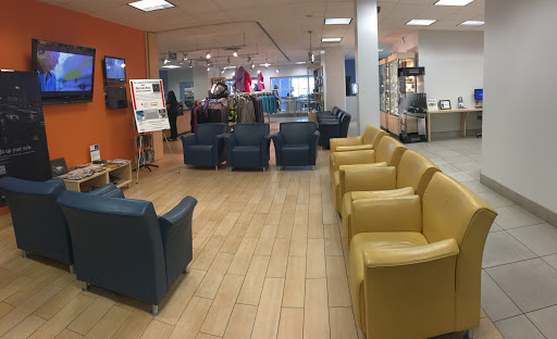 Mercedes Benz Dealer «Mercedes-Benz of Alexandria», reviews and photos, 200 S Pickett St, Alexandria, VA 22304, USA