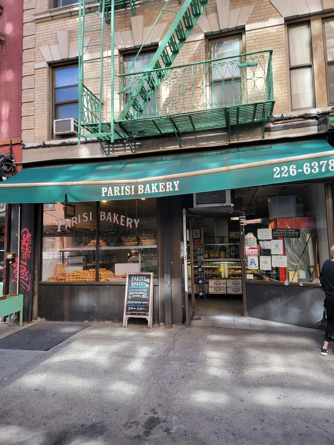 Parisi Bakery