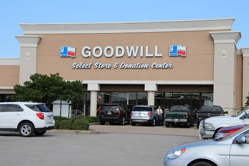 Non-Profit Organization «Goodwill Houston Select Stores», reviews and photos, 1102 W Dallas St, Conroe, TX 77301, USA