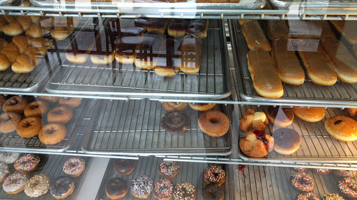 Donut Shop «Evergreen Donuts», reviews and photos, 20101 44th Ave W F, Lynnwood, WA 98036, USA